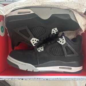 Jordan 4's black canvas